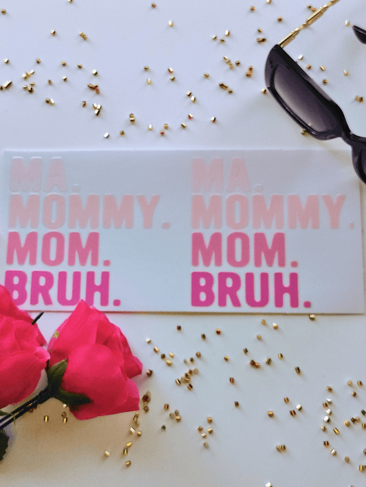 Trendy glass with mom quote 
